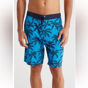 Hurley Weekend 20” Board Shorts New With Tags Size 30